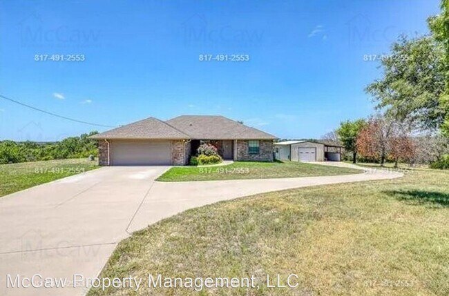 3 br, 2.5 bath House - 210 Davis Ln - 3 br, 2.5 bath House - 210 Davis Ln