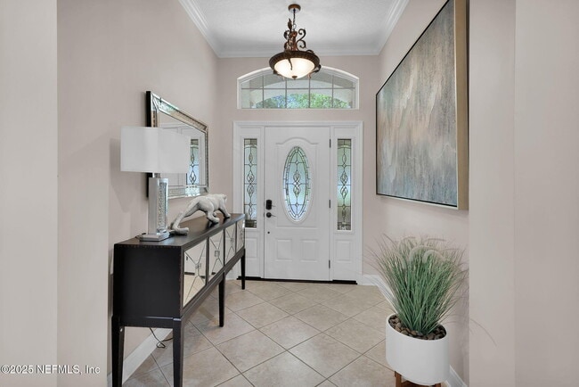 Photo - 526 Oakmont Dr