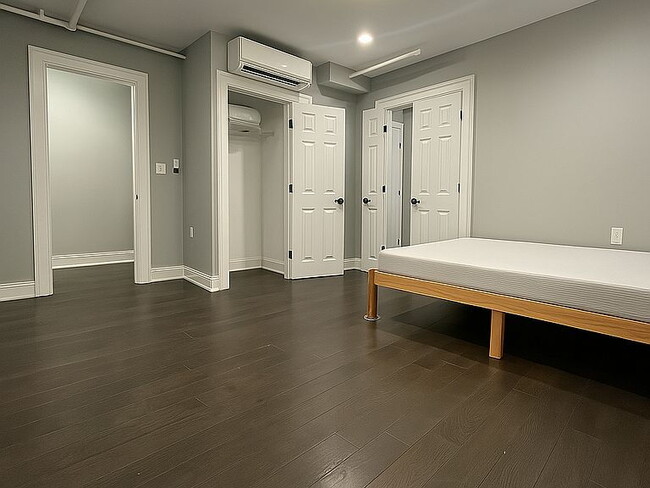 Photo - "Charming 2-Bedroom Apartment on Jefferson Ave – Your Ideal Brooklyn Retreat!"