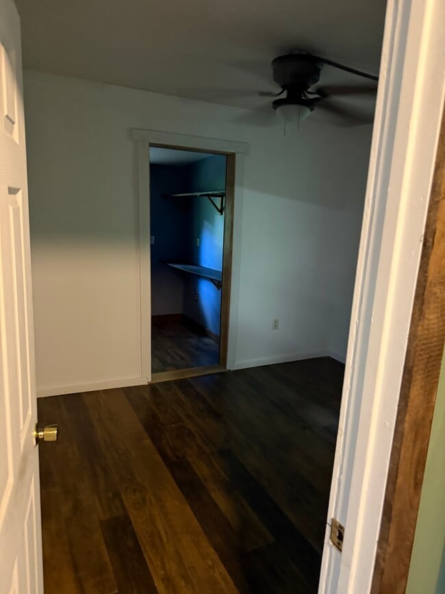Dormitorio principal - 207 Poplar St
