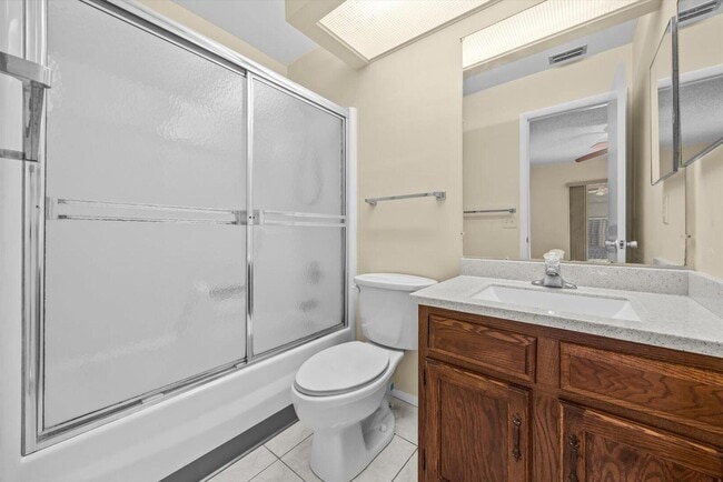 Photo - 29 Lake Vista Trail Unit 205