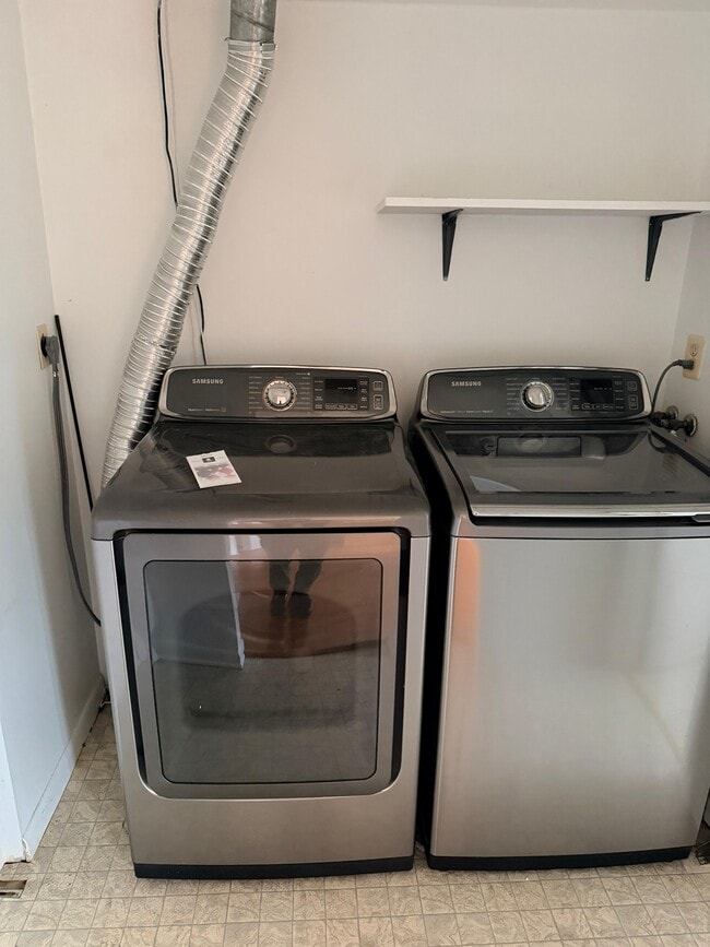 Photo - 6319 Raritan Ct