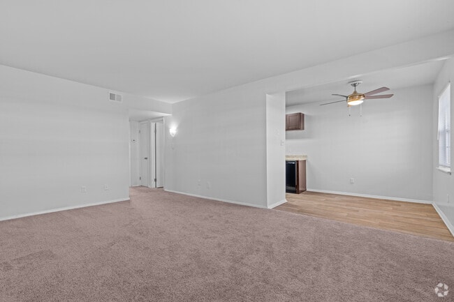 2BR Unit - Hampton Creek Apartments