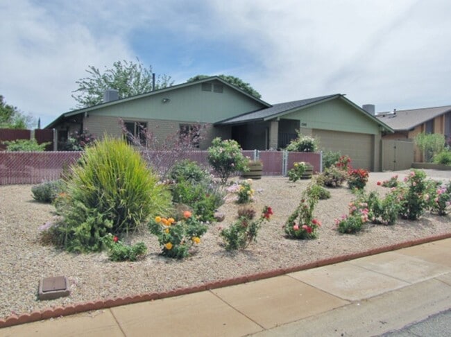 Photo - 4BR/2BA/2CG 1416 sq.ft. with storage shed in Sierra Vista, AZ