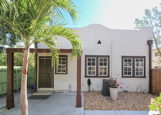 Building Photo - 919 N Federal Hwy Rental