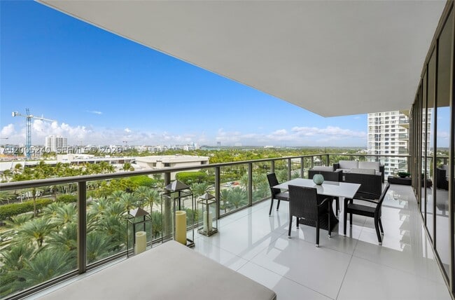 9701 Collins Ave Unit 805S