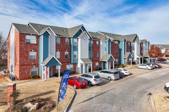 exterior - The Summit