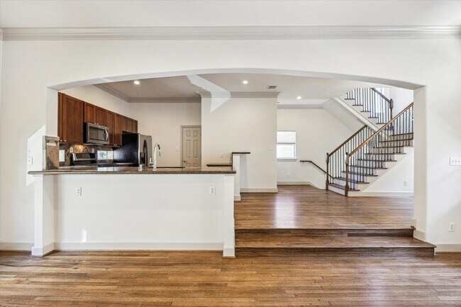 Building Photo - 5334 Kiam St