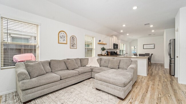 Photo - 18519 Summit Ranch Dr