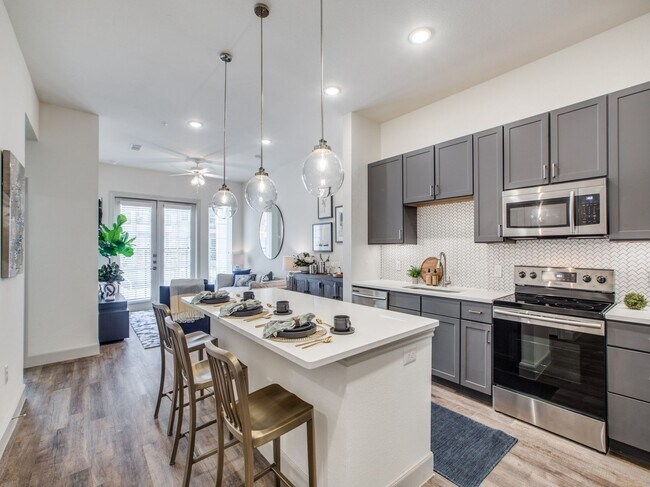 Photo - Live in Style! Beautiful 1/1 Apt in Greate... Unidad CA1