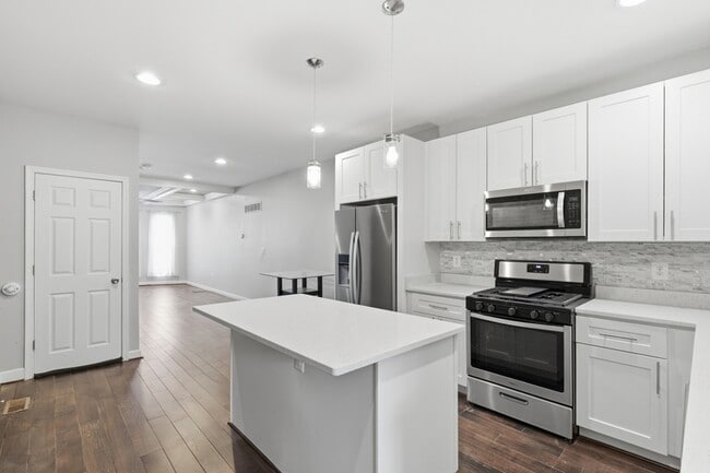 Photo - 1251 Carroll St