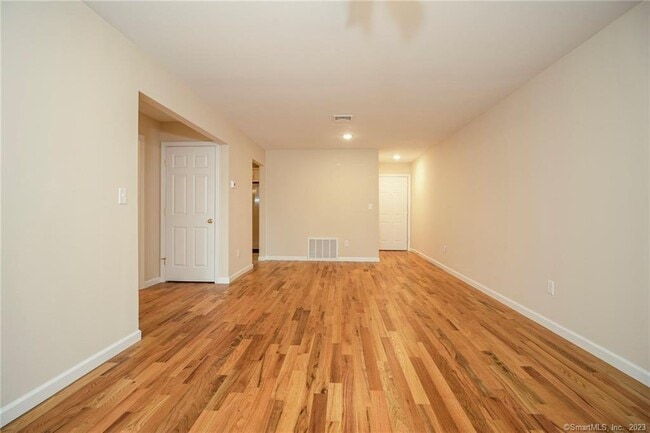 Photo - 685 Success Ave Unit 21