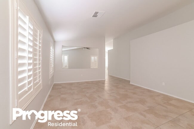 Photo - 323 N Ocean Dr