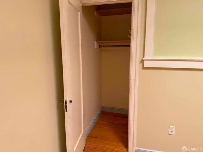Photo - 2635 Clement St