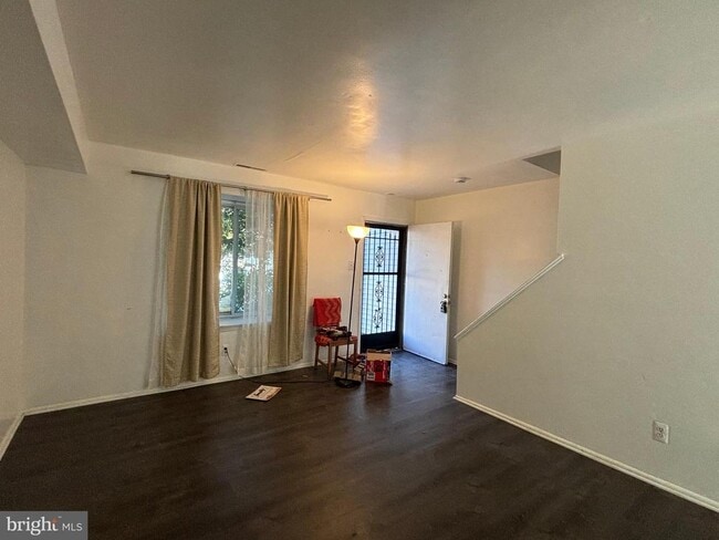 Building Photo - 2404 Bayberry Ct Rental