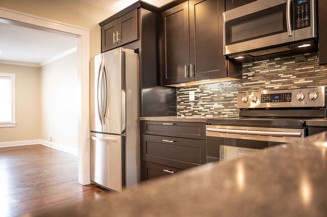 Building Photo - 49SW1109 Unit 49SW1111U Rental
