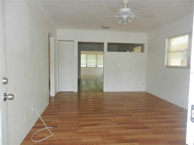 Photo - 5744 2nd Ave N
