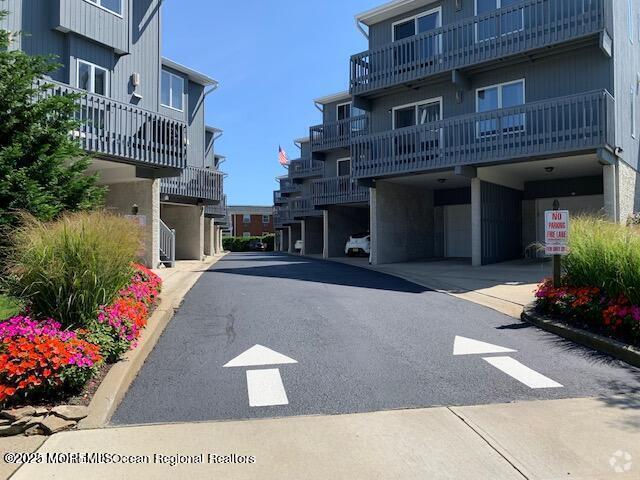 Building Photo - 109 2nd Ave Unit 10A Rental