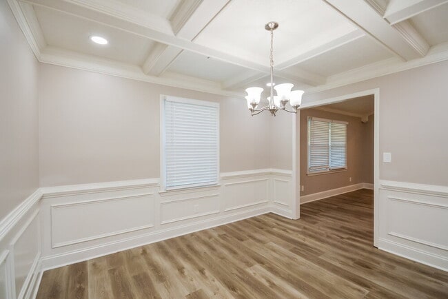 Photo - 1407 Hillside Pl SE