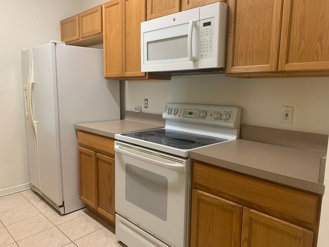 Photo - Lovely 3 Bedroom 2 Bath Condo