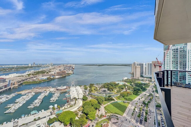 Photo - 398 NE 5th St Unit SI ID1504014P