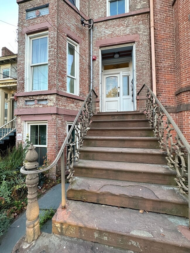Photo - 263 Liberty St