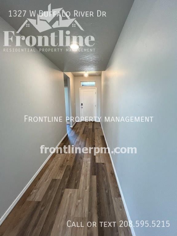Photo - 1327 W Buffalo River Dr