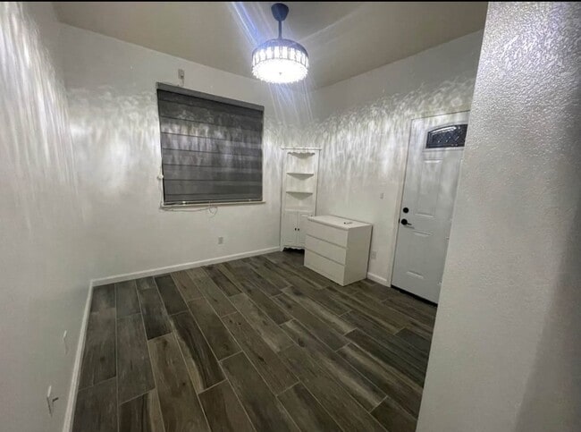 Photo - RARE STUDIO IN WONDERFUL CENTRAL BRENTWOOD COMMUNITY..ONE BEDROOM/BATH/KITCHENETTE