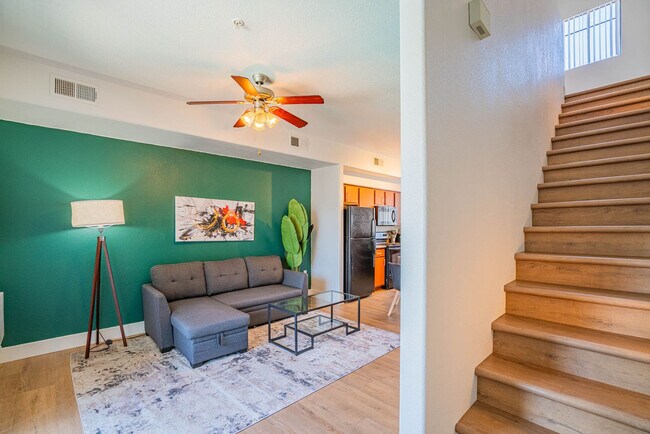 Photo - 6610 N 93rd Ave Unidad SI FL3-ID1263212P