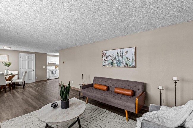 Photo - Paxton Apartments