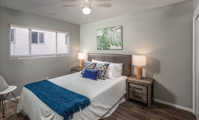 Photo - 4473 Menlo Ave Unit H