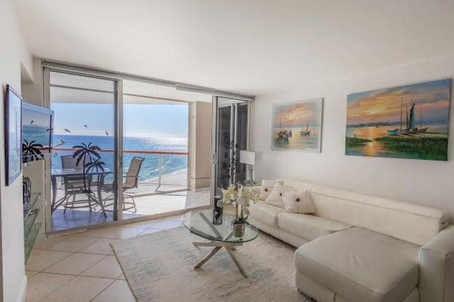 Building Photo - 6767 Collins Ave Unit # 1608 Rental
