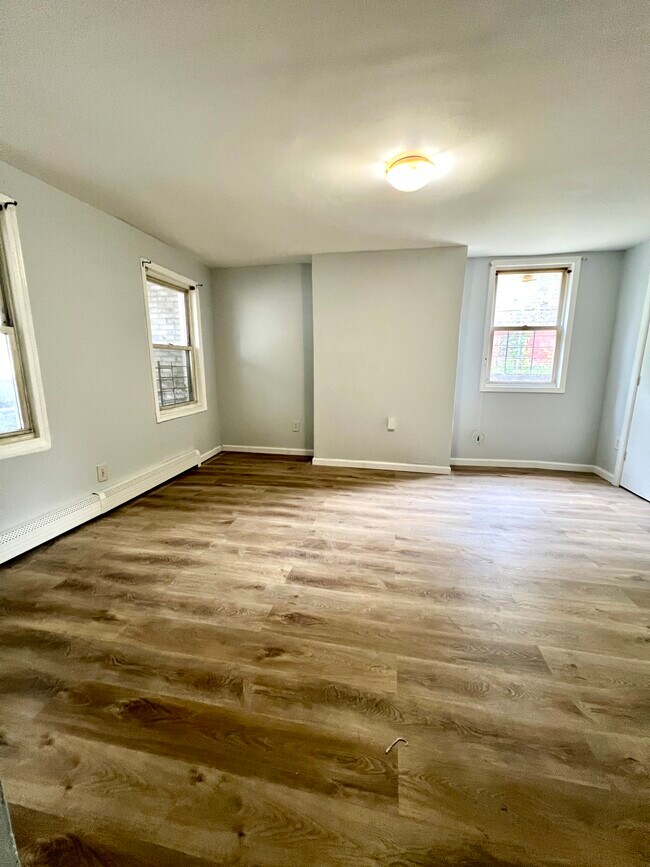 Photo - 25 Gardner Ave Unidad 1