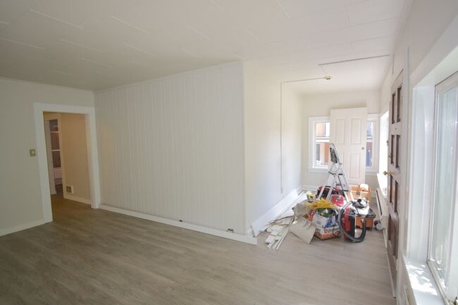 Photo - Updated Two-Bedroom House with Yard in Fremont!