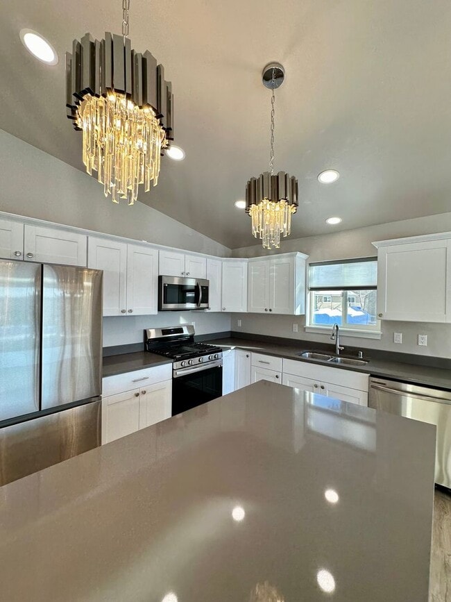 Photo - BRAND NEW CONSTRUCTION!