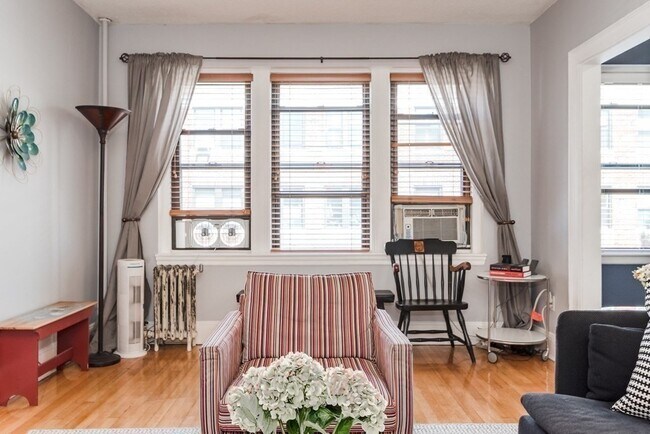 Photo - 145 Englewood Ave