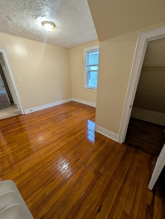 Photo - 73 Willis St Unit 3
