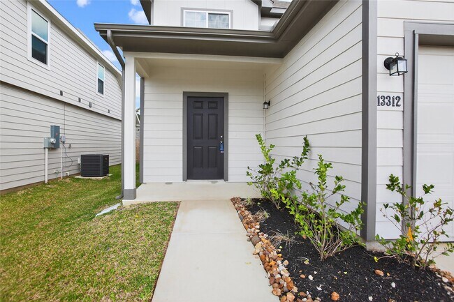 Photo - 13312 Burbot Dr