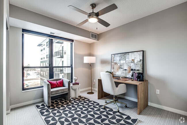 2HAB, 2BA - 1168SF - Aspen - Habitación 2