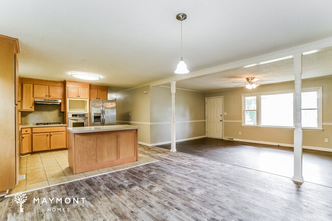 Photo - 2518 Fairgreen Dr
