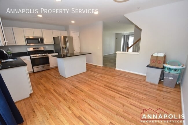 Photo - 619 Puritan Ct