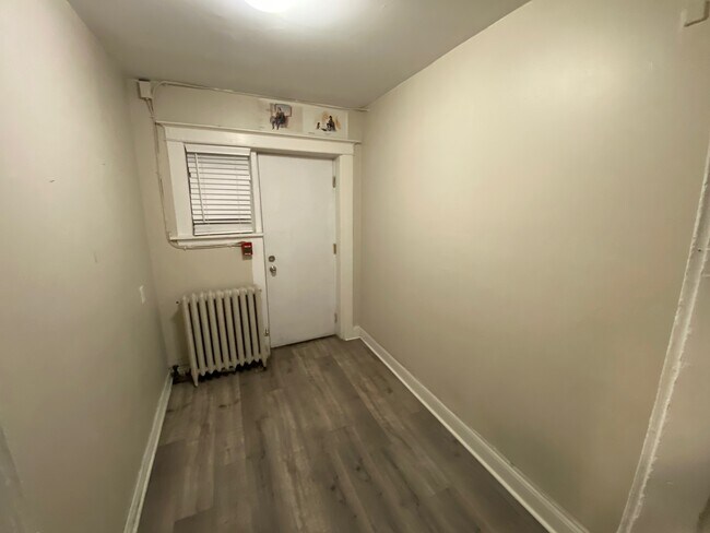 Photo - 128 Carrick Ave Unit 7