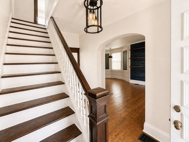 Photo - Beautifully Updated 3 Bedroom Home with 2-Car Garage – Prime Columbus Location