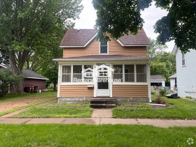 Building Photo - 640 2nd St N Rental