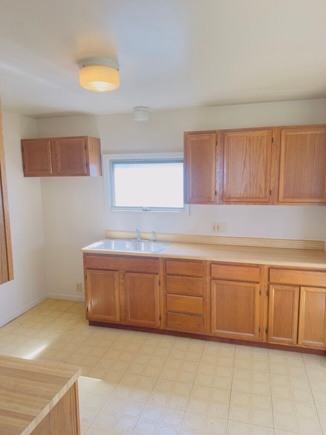 Photo - 440 Orena Ave