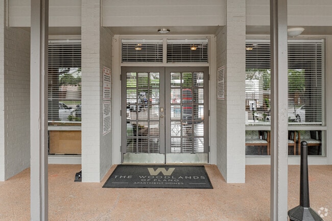 Leasing Office