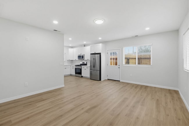 Photo - 8124 Melrose Ln