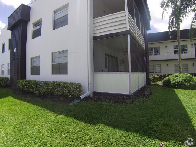 Building Photo - 980 Normandy U Rental