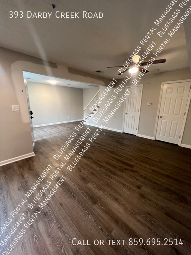 Photo - 393 Darby Creek Rd