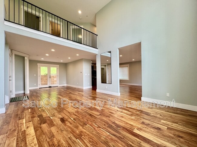 Photo - 6420 SE Mabel Ave